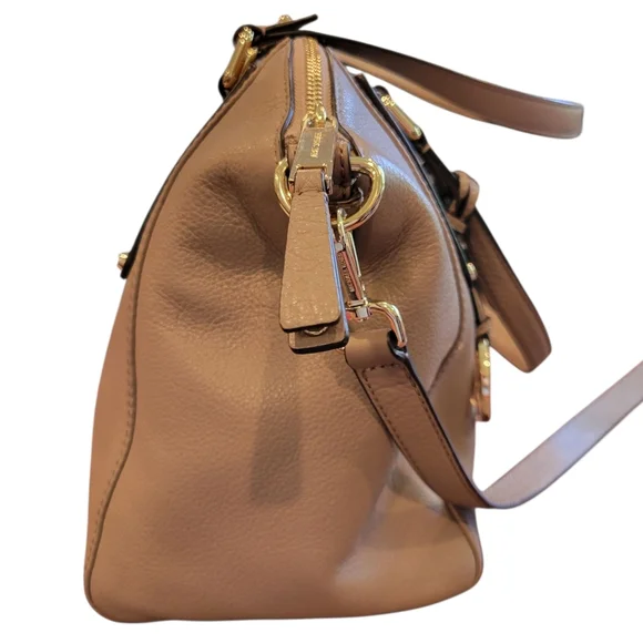 LIKE NEW | Michael Kors | Gilmore Satchel with Crossbody Strap | Putty - Picture 5 of 16